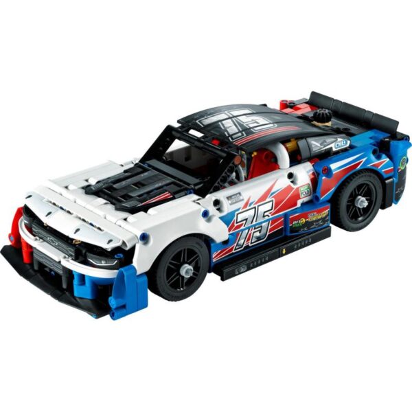 LEGO Technic 42153 NASCAR® Next Gen Chevrolet Camaro ZL1